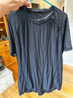 Lulu Lemon Men's Black Short-Sleeve Performance Tee